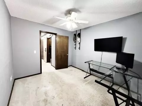 9208 Buttonfield Ave, Moore, OK 73160 photo 34