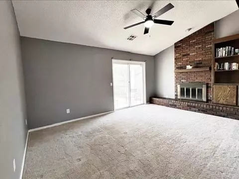 9208 Buttonfield Ave, Moore, OK 73160 photo 11