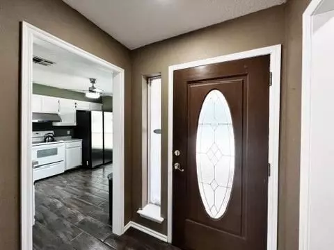 9208 Buttonfield Ave, Moore, OK 73160 photo 10