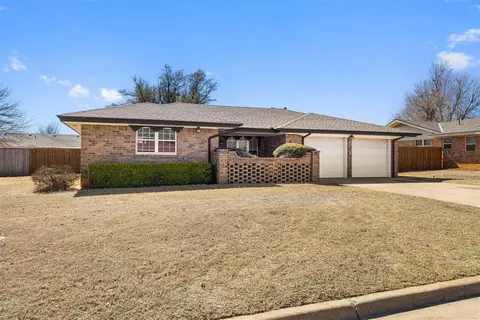 605 SW 23rd St, El Reno, OK 73036