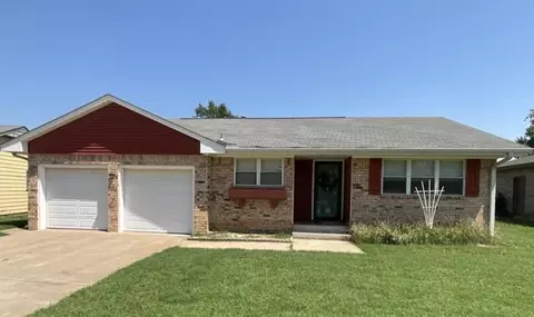 1524 E Frontier Dr, Stillwater, OK 74075