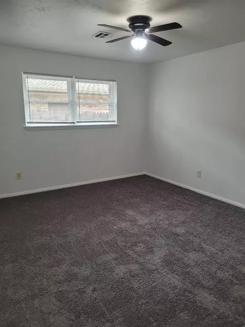 8229 NW 32nd St, Bethany, OK 73008 photo 9