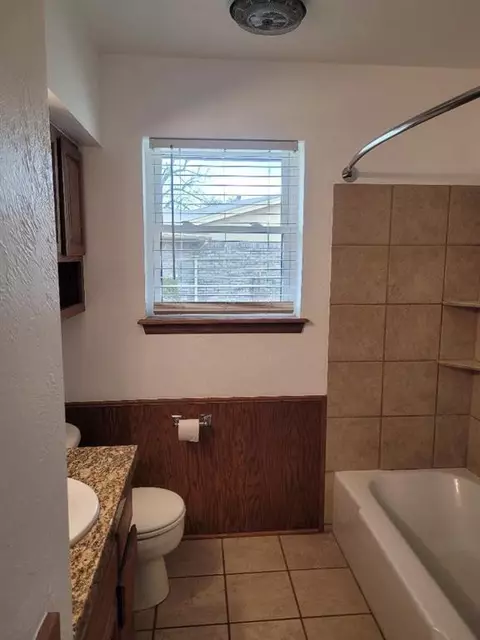 8229 NW 32nd St, Bethany, OK 73008 photo 6