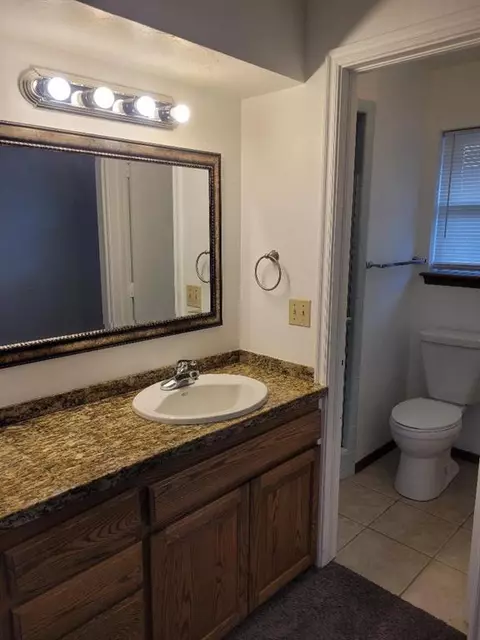 8229 NW 32nd St, Bethany, OK 73008 photo 10