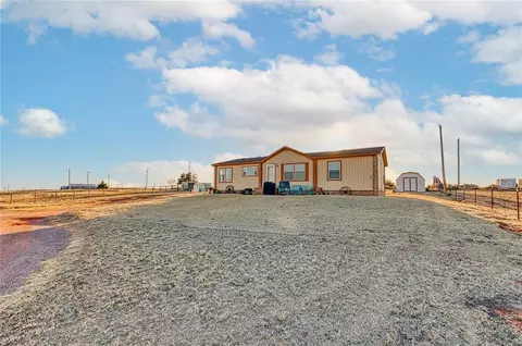 11223 N 1928 Rd, Sayre, OK 73662