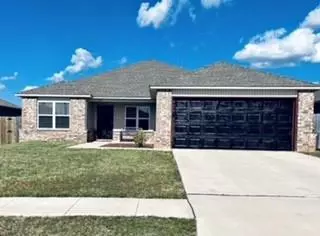 1425 Peridot Ln, Noble, OK 73068