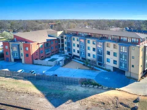 401 E Boyd St #210, Norman, OK 73069