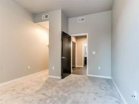 401 E Boyd St #210, Norman, OK 73069 photo 17