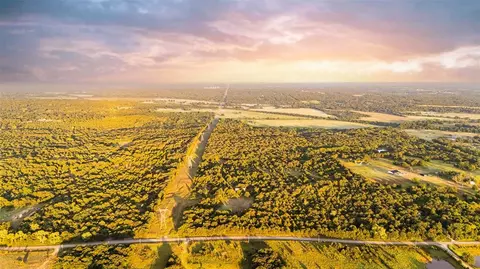 21705 N Pottawatomie Rd, Luther, OK 73054