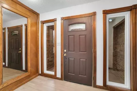 613 Cambridge Dr, Altus, OK 73521 photo 4