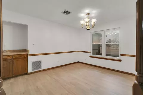 613 Cambridge Dr, Altus, OK 73521 photo 10