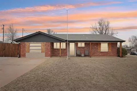217 E Beam Dr, Yukon, OK 73099