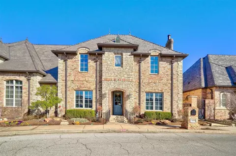 3209 Saint Clair Dr, Norman, OK 73072