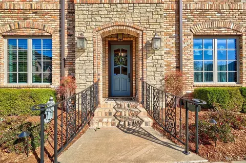 3209 Saint Clair Dr, Norman, OK 73072 photo 2