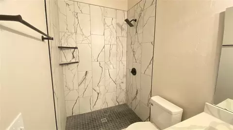 Bath - 129 S 8th St, Mcloud, OK 74851 photo 7 of 8