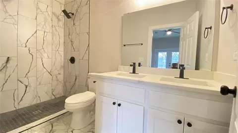Bath - 129 S 8th St, Mcloud, OK 74851 photo 3 of 8