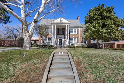 705 NW 41 St, Oklahoma City, OK 73118