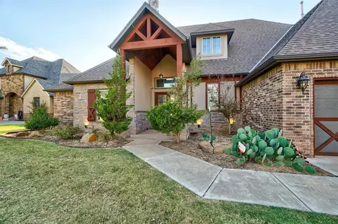 17721 Ptarmigan Ln, Edmond, OK 73012