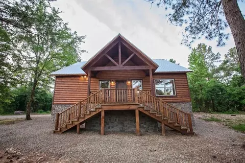 997 Pine Hills Trl, Broken Bow, OK 74728