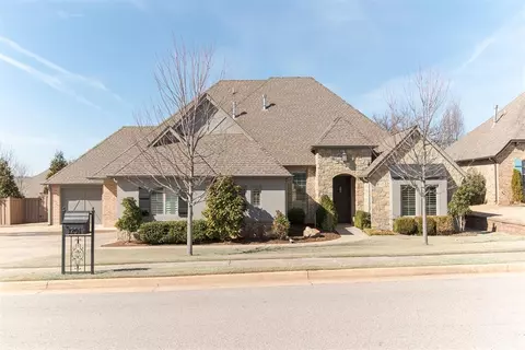 3201 Lavender Ln, Edmond, OK 73012
