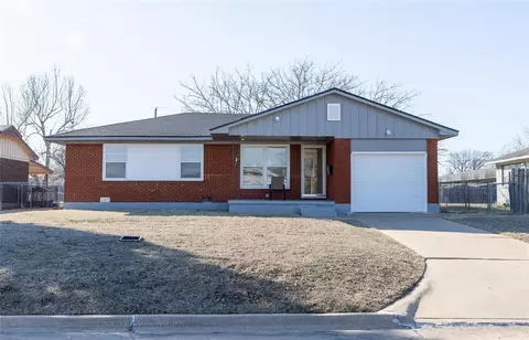 1616 NW 45th St, Lawton, OK 73505