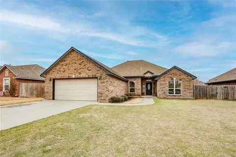 617 N Cherokee Way, Mustang, OK 73064