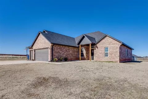 4795 Montana Ln, Edmond, OK 73025
