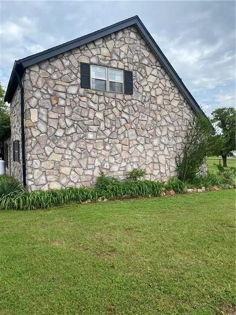 7124 Pine Cv, Blanchard, OK 73010