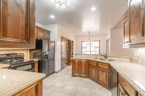 7100 E Covell Rd, Edmond, OK 73034 photo 12