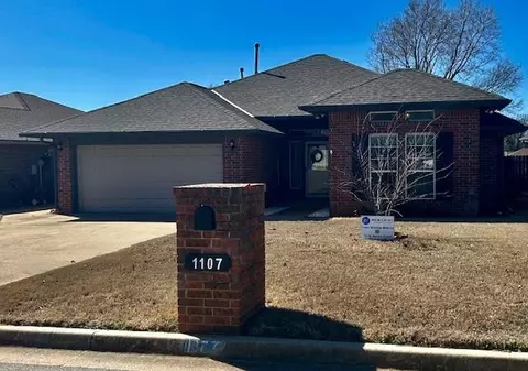 1107 Southridge Dr, Purcell, OK 73080