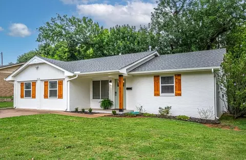1216 N Walker Dr, Guthrie, OK 73044