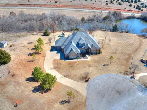 1091 Princeton Way, Blanchard, OK 73010