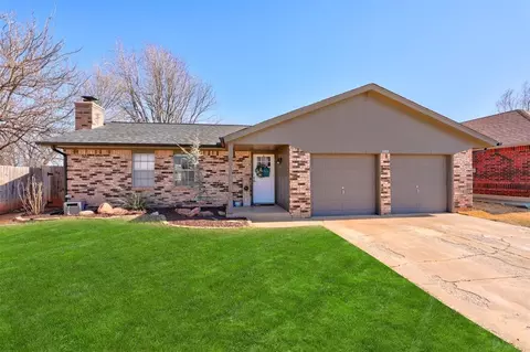 803 Camden Way, Yukon, OK 73099