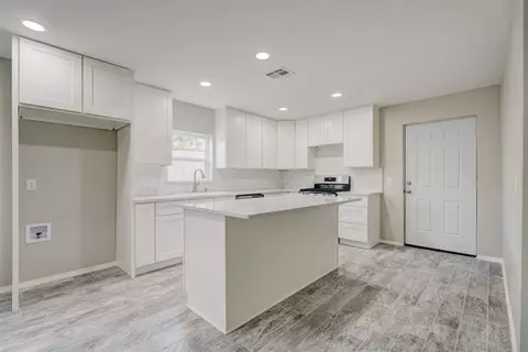 413 E Perkins Ave, Guthrie, OK 73044 photo 8