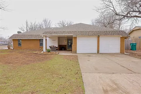 2500 Cedar Park Dr, Oklahoma City, OK 73120
