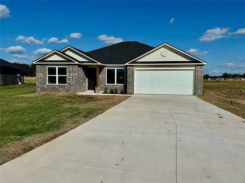 43099 Wagon Trl, Shawnee, OK 74804