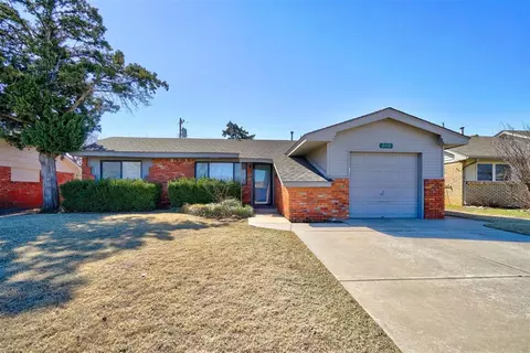 2112 SW 77th St, Oklahoma City, OK 73159