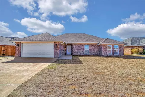 3113 White Tail Dr, Altus, OK 73521 photo 2