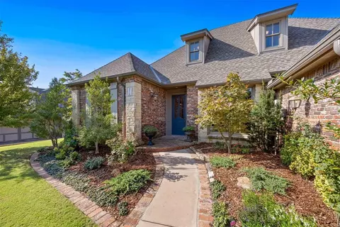 3316 Shadow Valley Dr, Edmond, OK 73034