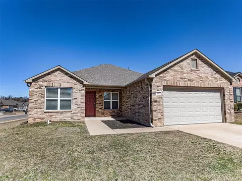 10831 NE 8th Ter, Midwest City, OK 73130