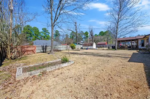 Exterior - 908 Circle Dr, Broken Bow, OK 74728 photo 11 of 13