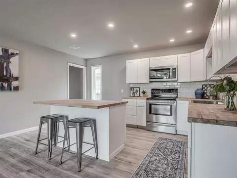 801 NW 113th St, Oklahoma City, OK 73114