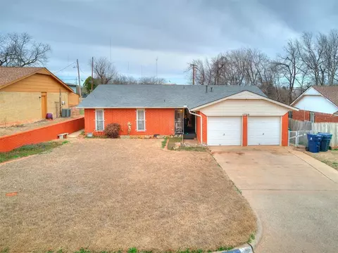 1729 NE 58th St, Oklahoma City, OK 73111