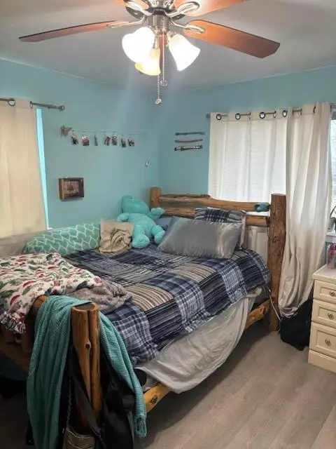 Bedroom - 354504 E 980 Rd, Prague, OK 74864 photo 5 of 6