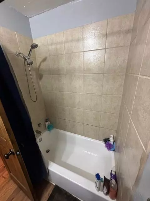 Bath - 354504 E 980 Rd, Prague, OK 74864 photo 6 of 6