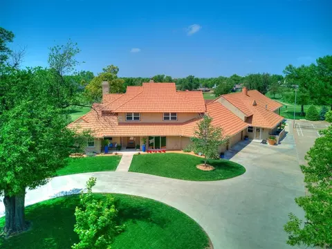 3125 Thorn Ridge Rd, Oklahoma City, OK 73120