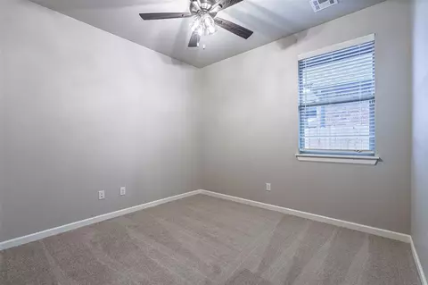 1219 Colonial Ave, Tuttle, OK 73089 photo 29