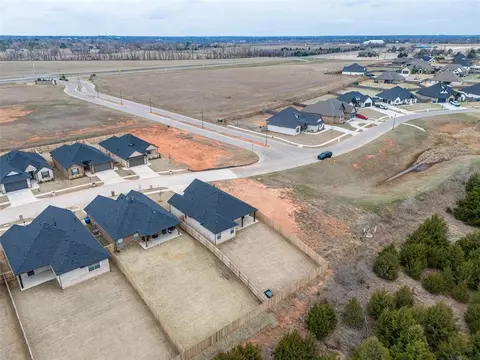 1219 Colonial Ave, Tuttle, OK 73089 photo 41