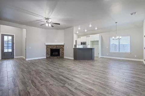 1219 Colonial Ave, Tuttle, OK 73089 photo 8