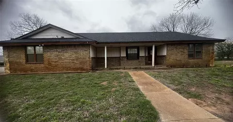 4501 SE 37th St, Norman, OK 73072